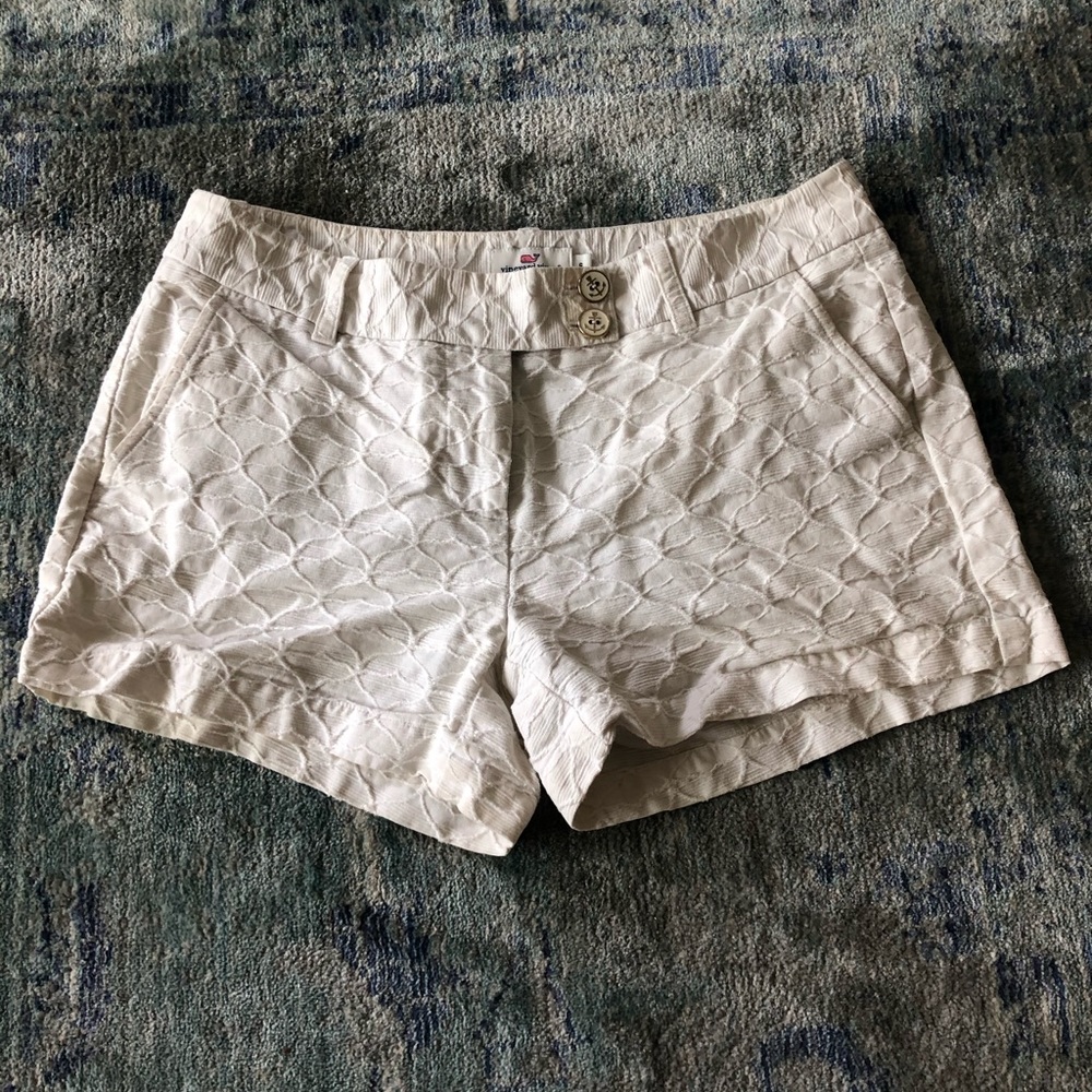 Vineyard Vines women’s shorts